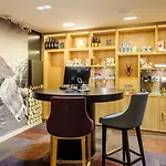 Mercure Center Hotel 4*