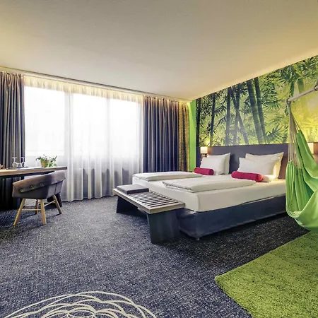 Mercure Center 4*