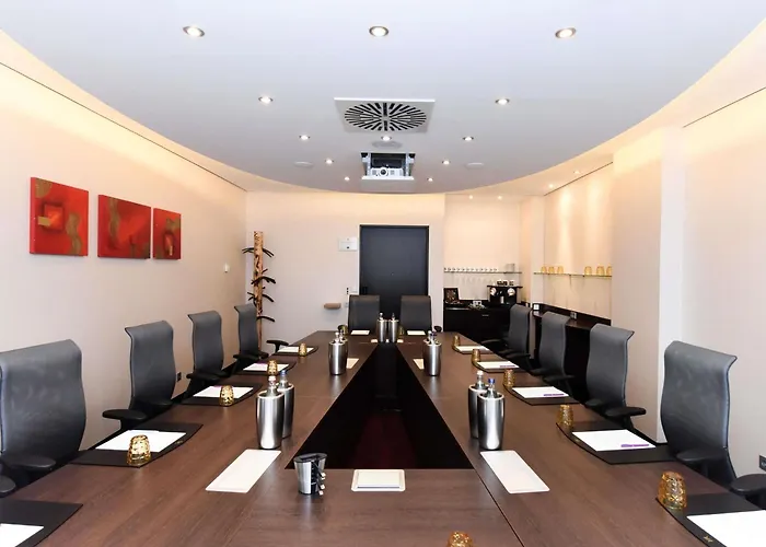 Mercure Center