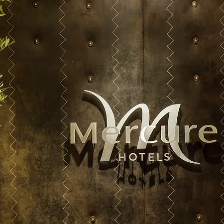 Mercure Center 4*