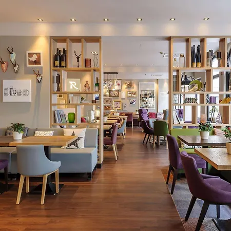 Mercure Center Hotel 4*