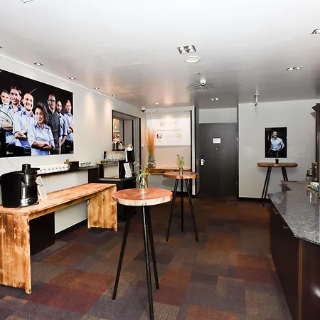 Mercure Center Hotel 4*