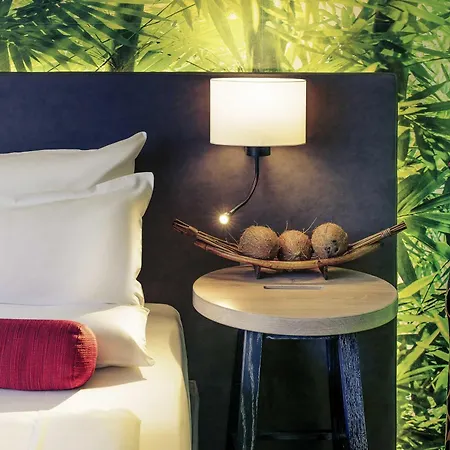 Mercure Center 4*