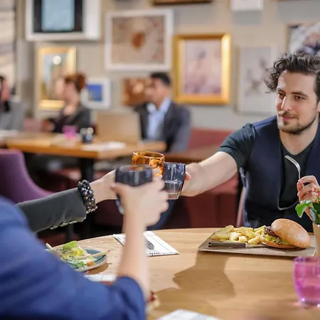 Mercure Center Hotel