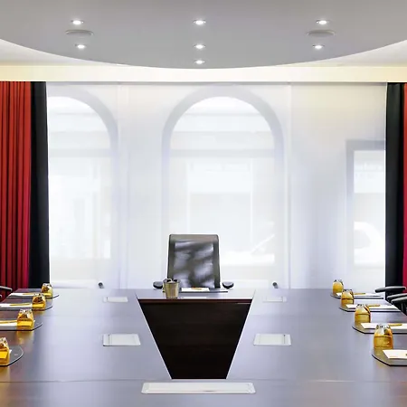 Mercure Center Отель 4*