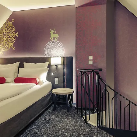 Mercure Center