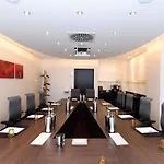 Mercure Center