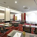 Mercure Center 4*