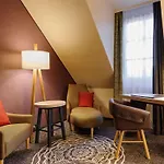Mercure Center 4*