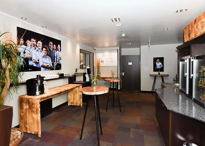 Mercure Center Hotel 4*