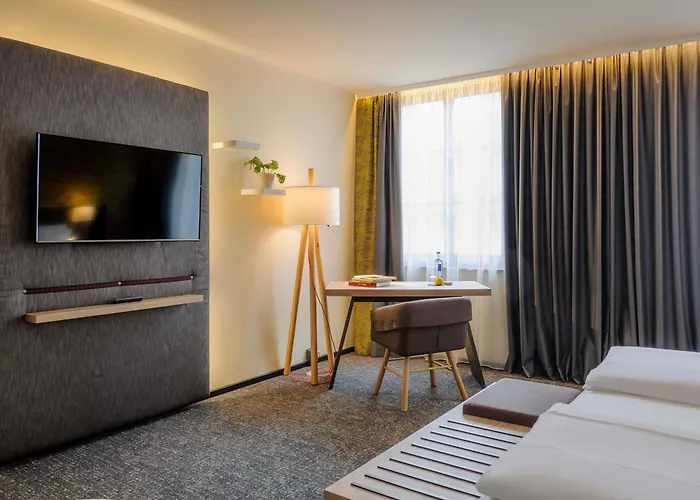Mercure Center Hotel
