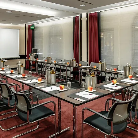 Hotel Mercure Center 4*